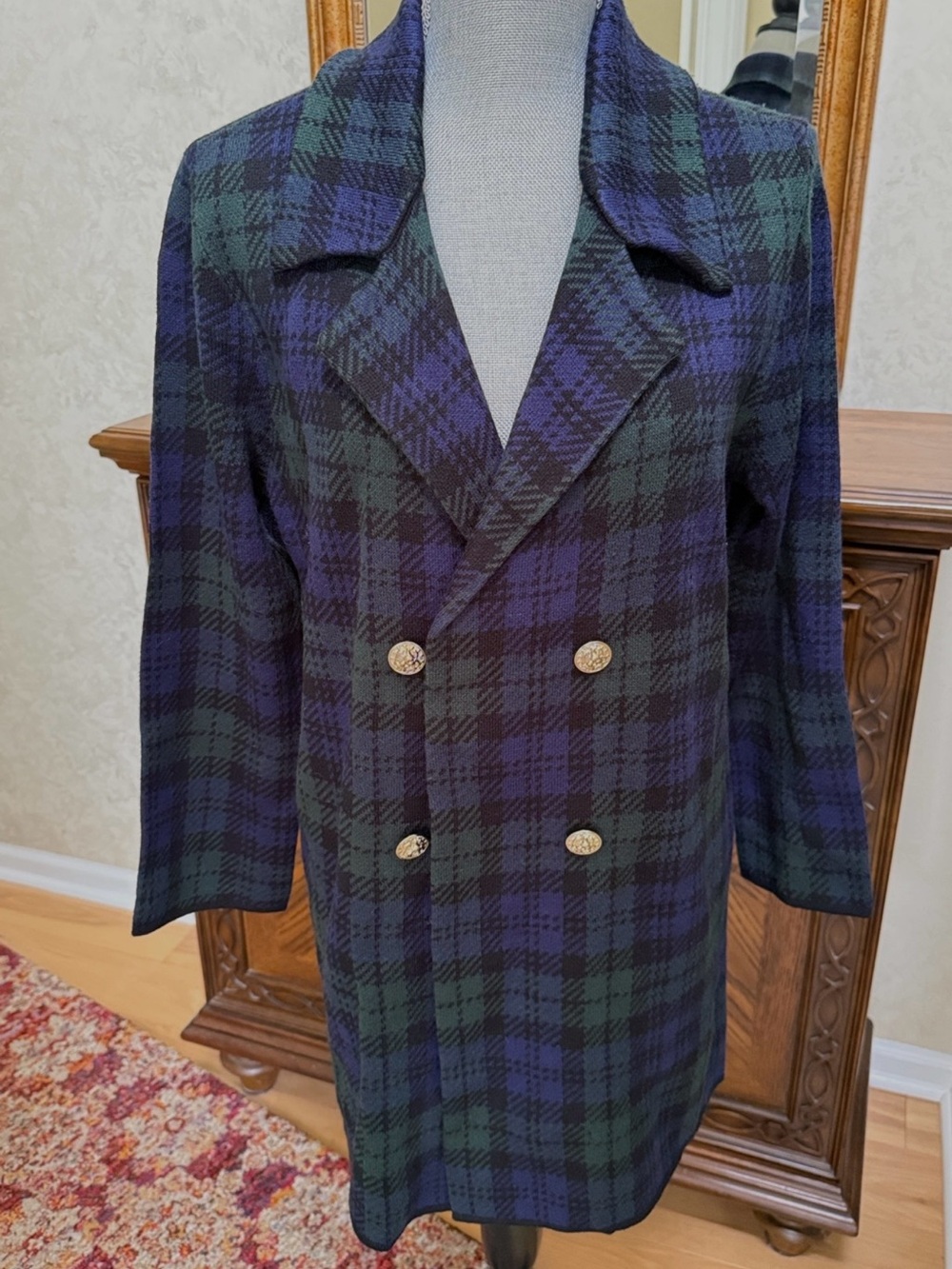 New w/o tag. Anne Klein Double-Breasted Plaid Blazer Coat in Navy & Green. Sz M.